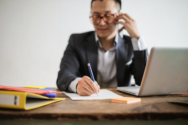 property%20manager%20on%20a%20follow-up%20phone%20call property%20manager%20on%20a%20follow-up%20phone%20call
